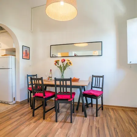 Apartment Historic Gomes Oasis